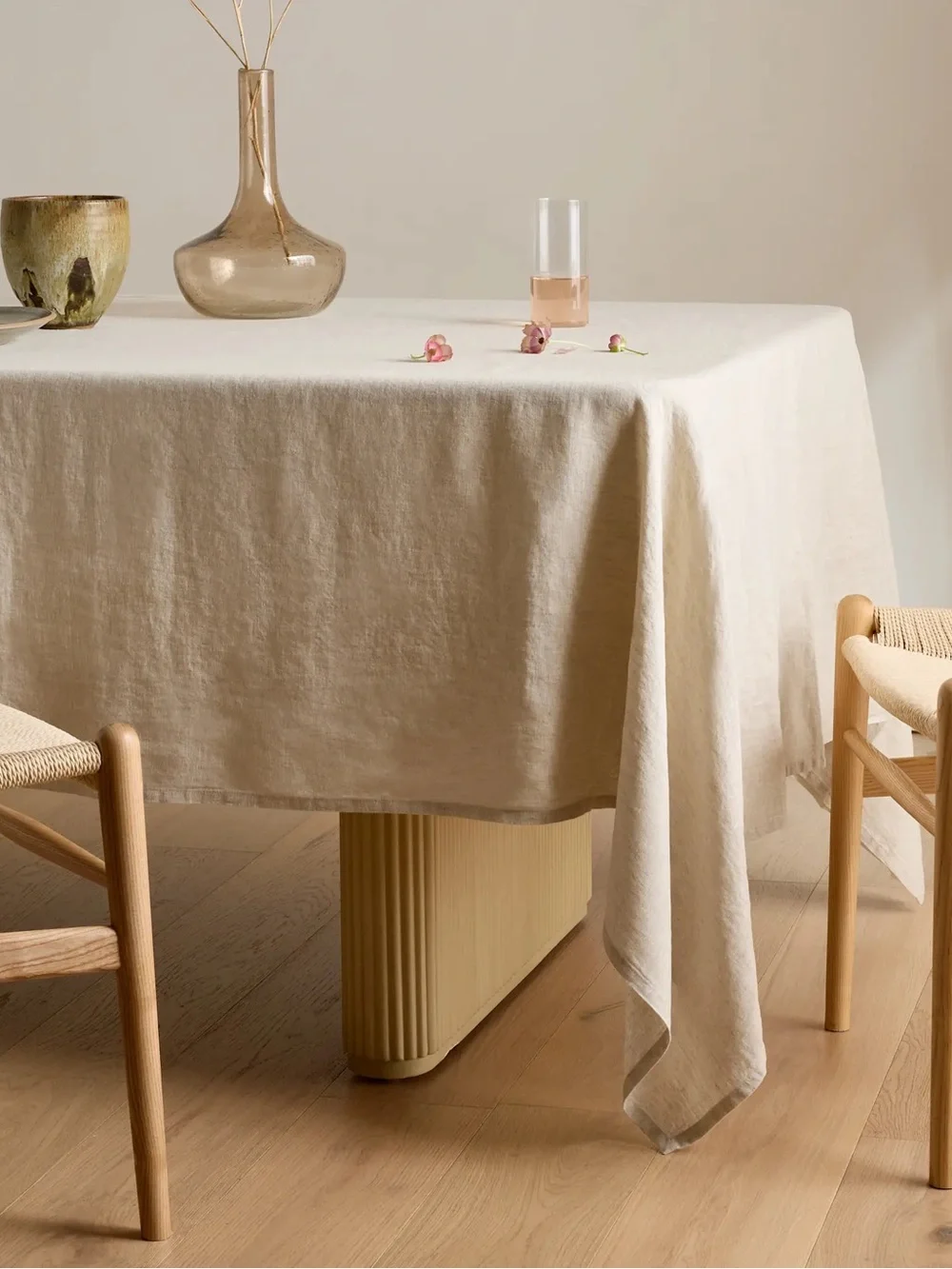 NWT QUINCE 70x108 European Linen Tablecloth Flax 9805